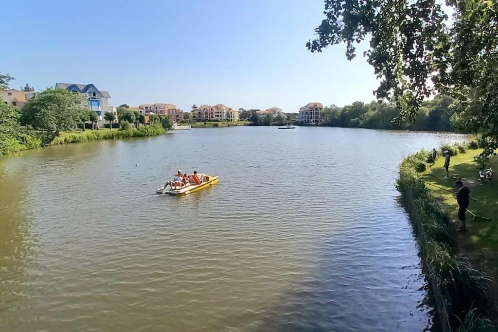 "Le Filet Du Lac" Appartement Atypique, 5 Personnes, Duplex, Vue Lac, Acces Parc Aquatique Gratuit Talmont-Saint-Hilaire Экстерьер фото